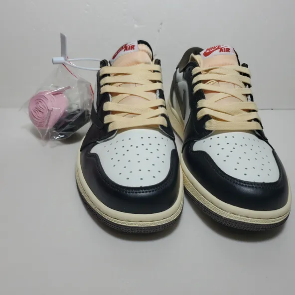 Travis Scott x Air Jordan 1 Low Dark Mocha